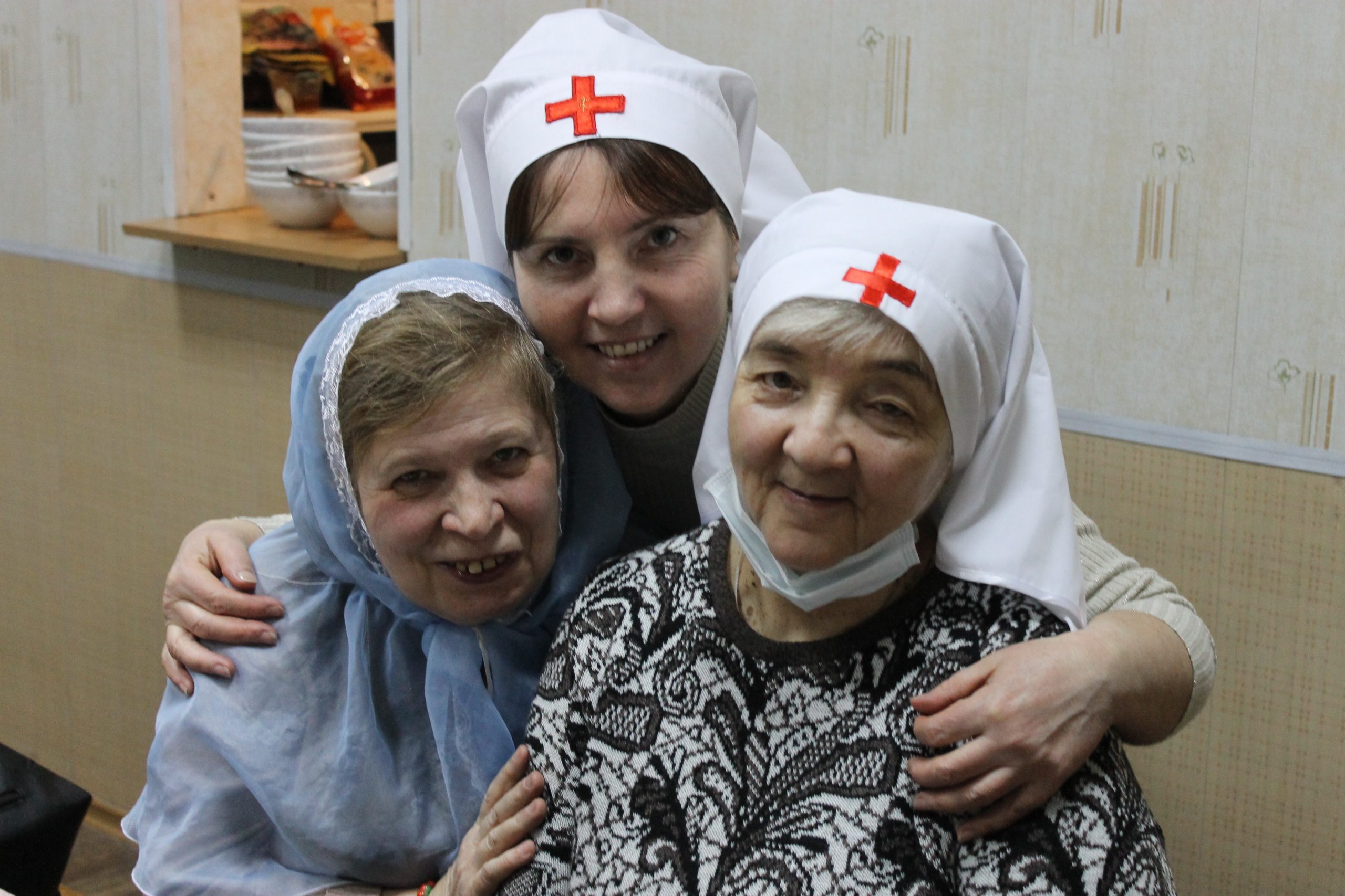 Подробнее о статье Рождественская встреча сестер милосердия и добровольцев