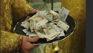 Подробнее о статье Приходы Нижнетагильской епархии собрали более 600 000 рублей для помощи беженцам из ЛНР и ДНР