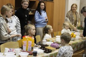 Подробнее о статье Рождественская встреча в семейном клубе «Матрешка»